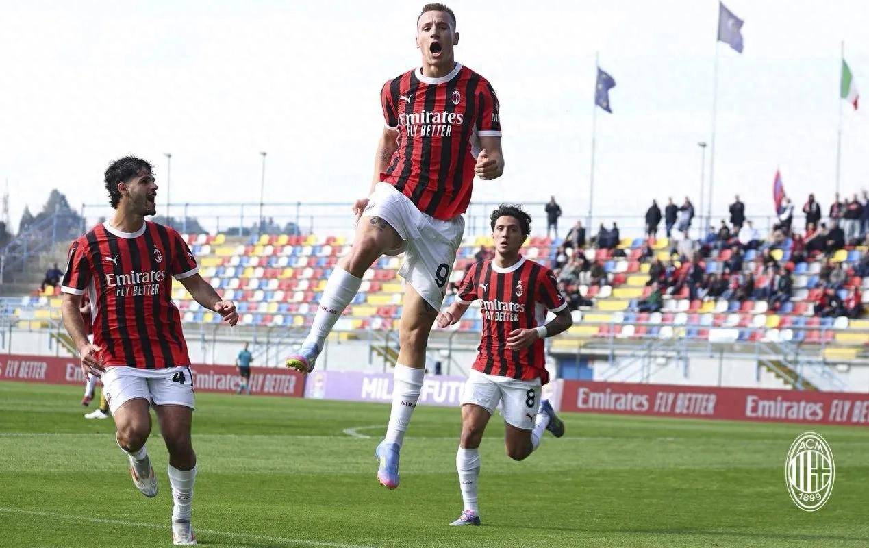 年仅二十二 年仅二十二