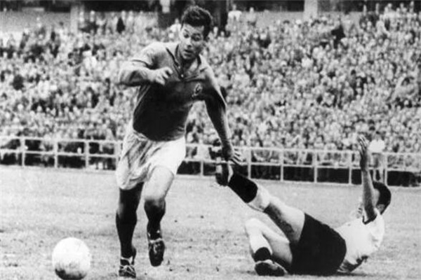 逐渐处于下 逐渐处于下