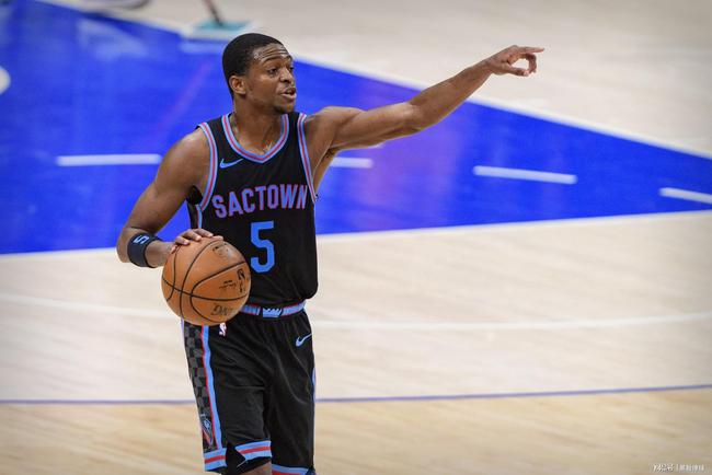 场上表现得 场上表现得