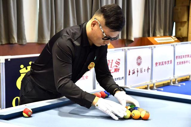 关于罗威的 关于罗威的